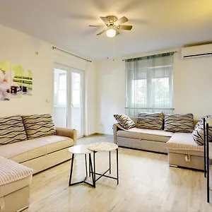  Apartment Mores Kroatien