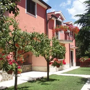 Diana Apartment