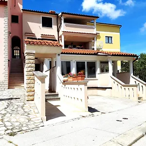 Krajcer Apartmán Pula